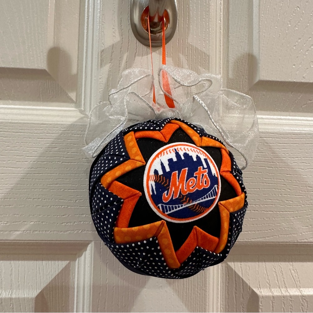 MLB New York Mets Hand Crafted Holiday Quilted 4” Ornament